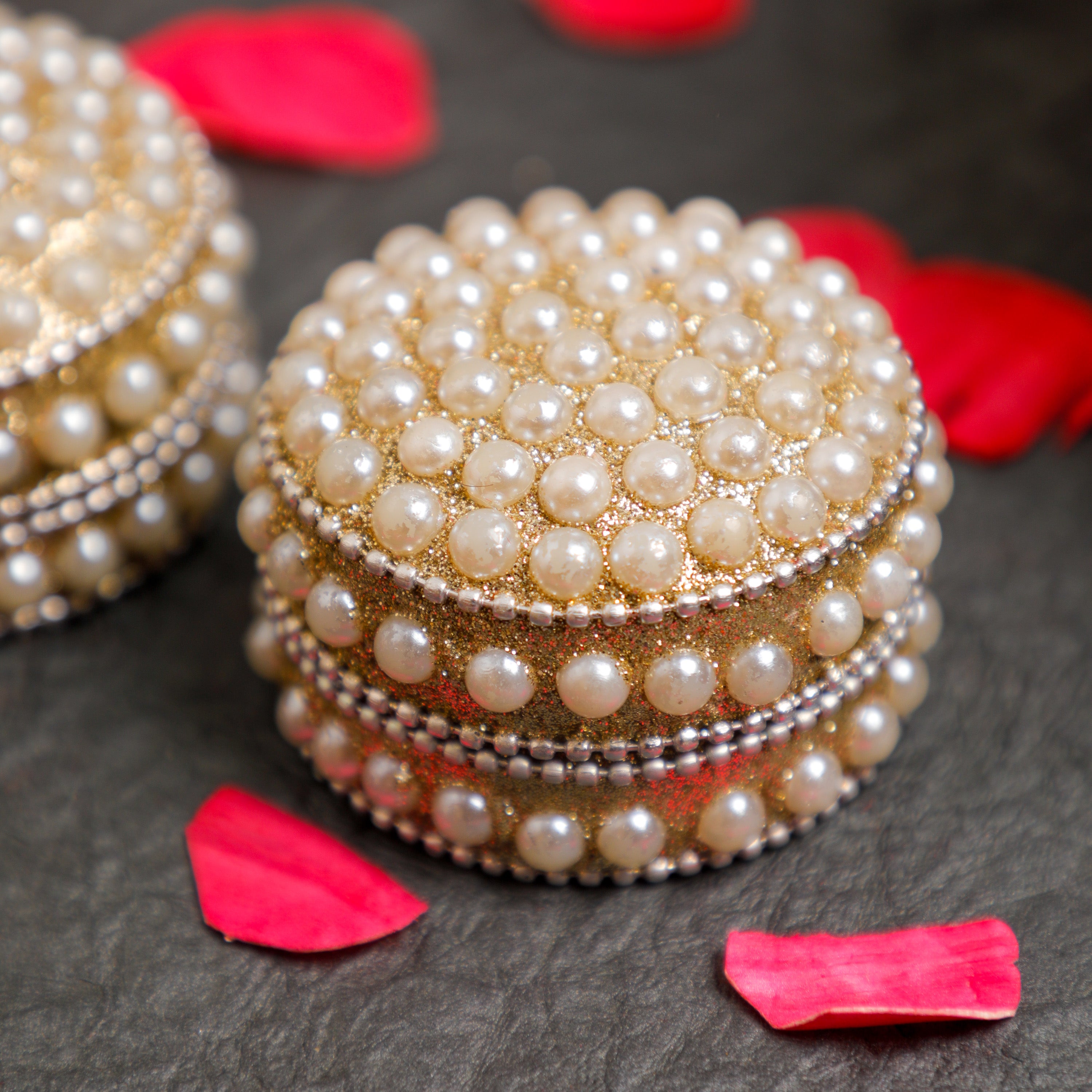 Pearl beaded sindur dibbi